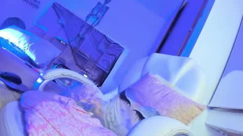 emmabrown10 online show from October 26, 5:41 am