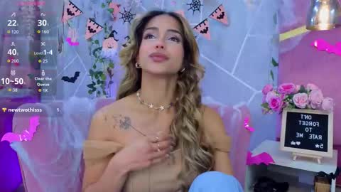 Snapshot of emmacortez chatting on October 16, 1:11 pm emma cortez online show from October 16, 1:11 pm