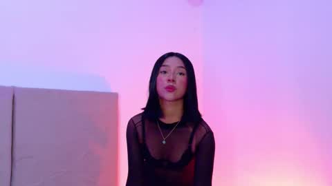 E M M A  online show from February 11, 4:44 pm