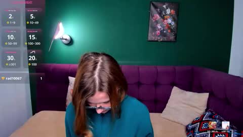 Emma 3 online show from March 12, 2:04 am