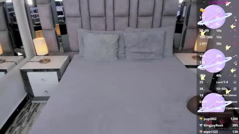 EMMA HILL online show from October 14, 7:39 pm