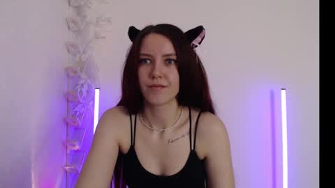 Snapshot of emmaishier chatting on February 25, 1:32 pm emmaishier online show from February 25, 1:32 pm
