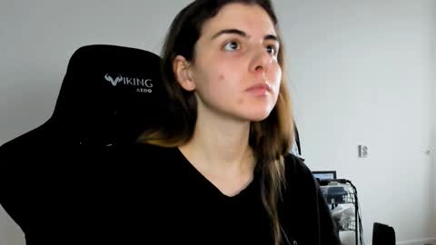 Emma online show from November 6, 8:28 am