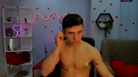 Emmi online show from March 25, 6:53 am