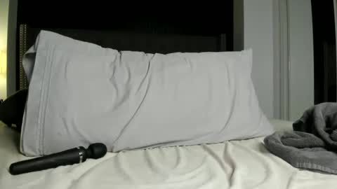 Emma Rose B. online show from December 10, 12:28 am