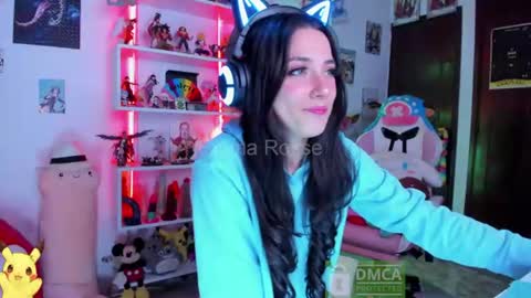 Emma online show from July 23, 7:11 pm