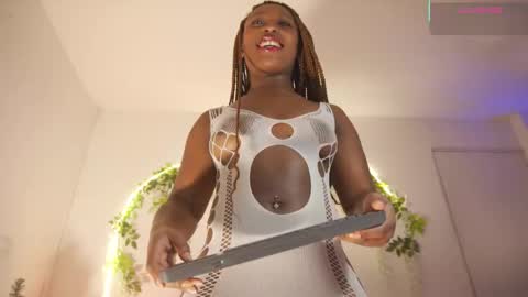 Sara online show from December 15, 11:39 am