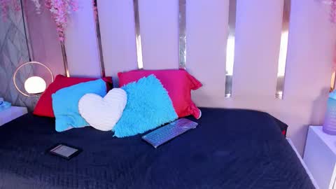 emmawilliams_2 online show from January 16, 4:54 am