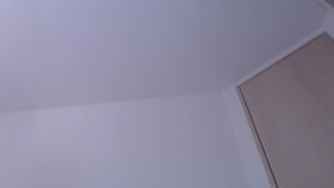 hi im emmalina welcome to your happy place online show from October 26, 4:28 pm