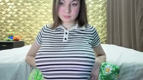 Emo online show from April 14, 4:21 pm