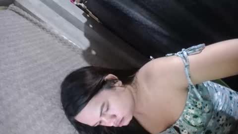 empressrheo online show from December 18, 4:41 am