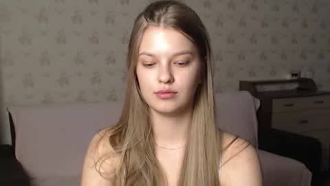 EmySway online show from December 22, 2:24 pm