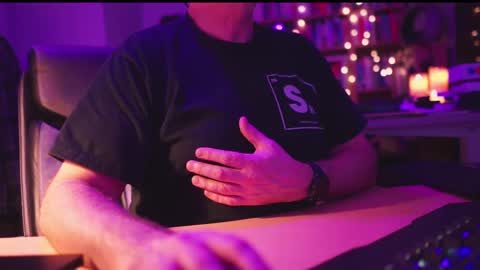 uk online show from February 20, 11:21 pm