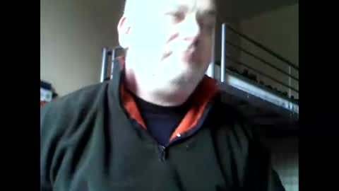 englishguysurrey online show from March 27, 7:36 am