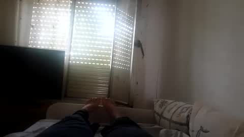 enrique696912345 online show from April 21, 9:05 am