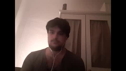 enrique696912345 online show from March 6, 2:54 am