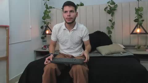 ENZO online show from November 17, 2:19 pm