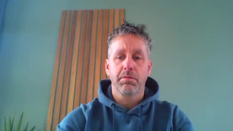 Snapshot of enzoenzo7 chatting on February 20, 8:06 am Enzos Massive Cock online show from February 20, 8:06 am