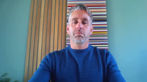 Snapshot of enzoenzo7 chatting on September 24, 9:49 am Enzos Massive Cock online show from September 24, 9:49 am