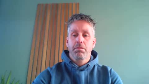 Snapshot of enzoenzo7 chatting on February 19, 2:11 pm Enzos Massive Cock online show from February 19, 2:11 pm