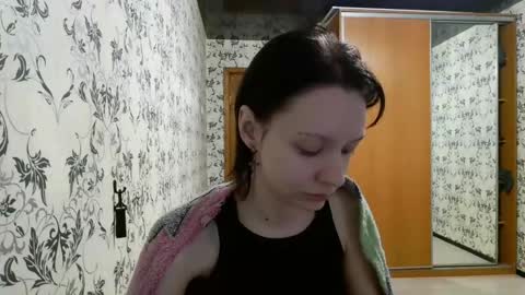 Lucy NEXT STREAM January 5 HNY  online show from April 16, 4:45 am