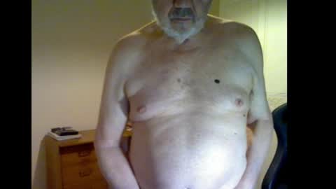 erasmus_d online show from March 5, 6:50 pm