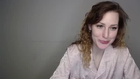 Erdbeeren mit Sahne online show from January 3, 12:29 pm