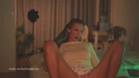 Ana Marie online show from July 25, 9:02 pm