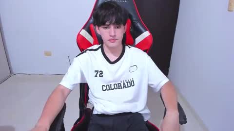 eren_tatakae online show from March 17, 8:58 pm