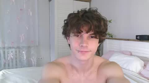 Eric Crush online show from April 2, 3:58 am