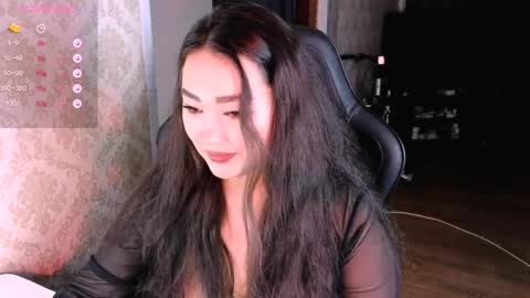 Erica Wayne online show from April 8, 11:52 pm