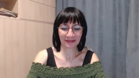 ericablack8 online show from February 24, 6:00 pm