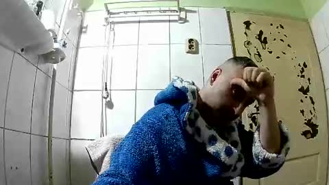 eric online show from January 3, 4:33 am