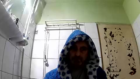 eric online show from January 3, 12:43 am