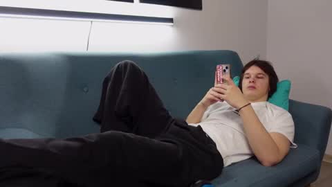 ERICK GRANT online show from February 5, 2:16 pm