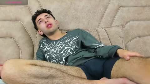 Erick online show from June 2, 8:33 pm
