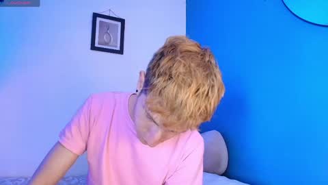 I am Erik online show from May 14, 9:24 pm