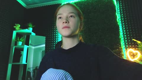 erikabrian online show from December 28, 4:41 am