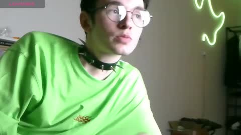 Ernest online show from April 15, 7:58 pm