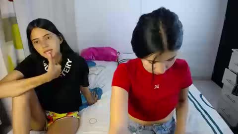 erosgirls_ online show from September 19, 3:32 am