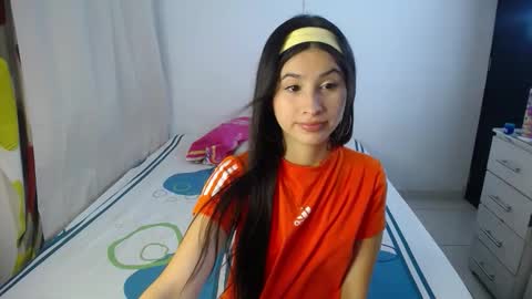 erosgirls_ online show from October 9, 3:34 am