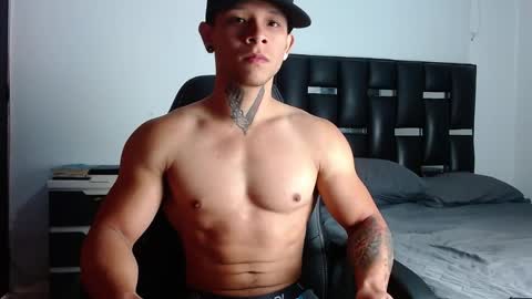 Eros online show from April 23, 7:59 pm