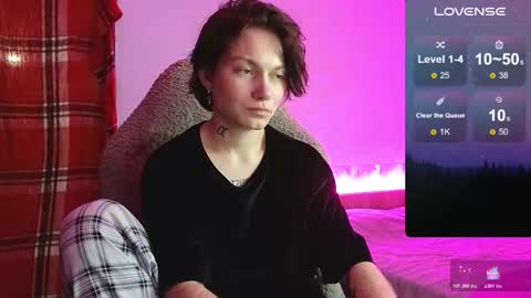 esajukyy online show from November 7, 3:14 pm