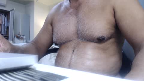 escorpion51 online show from December 4, 2:14 am