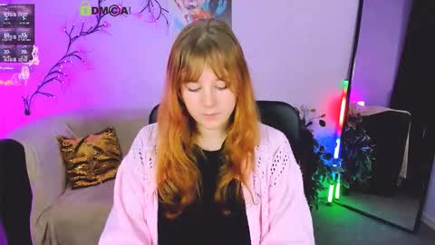 Snapshot of esma_shine chatting on September 25, 9:55 pm esma_shine online show from September 25, 9:55 pm