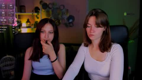 Snapshot of esma_shine chatting on September 23, 8:26 pm esma_shine online show from September 23, 8:26 pm