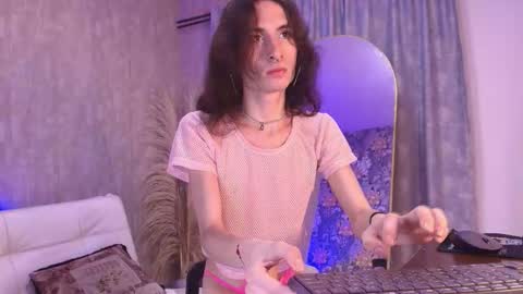 ESMERALDA online show from March 7, 10:21 pm