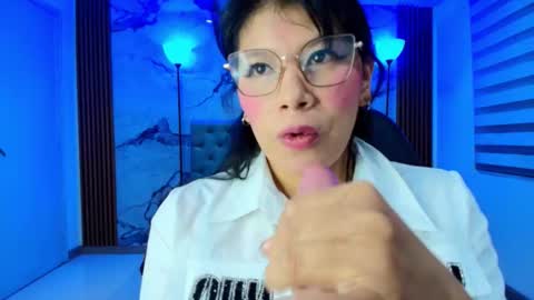 Esmeralda  online show from November 25, 11:53 am