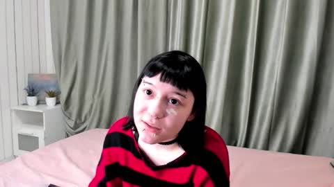Snapshot of esperanzameachem chatting on October 27, 5:57 pm Tricky online show from October 27, 5:57 pm