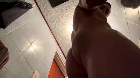 esteban121222 online show from October 19, 4:06 am